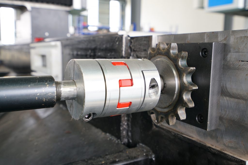 wycinarka laserowa z metalu cnc do cięcia laserowego blachy stalowej z żelaza i aluminium z blachy miedzianej;